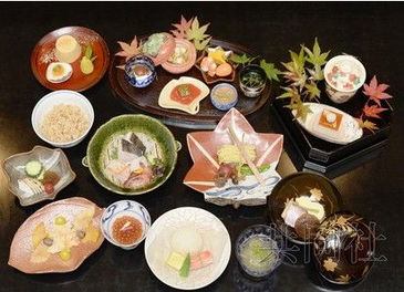 日本和食文化：一种独特的餐饮传统与精神